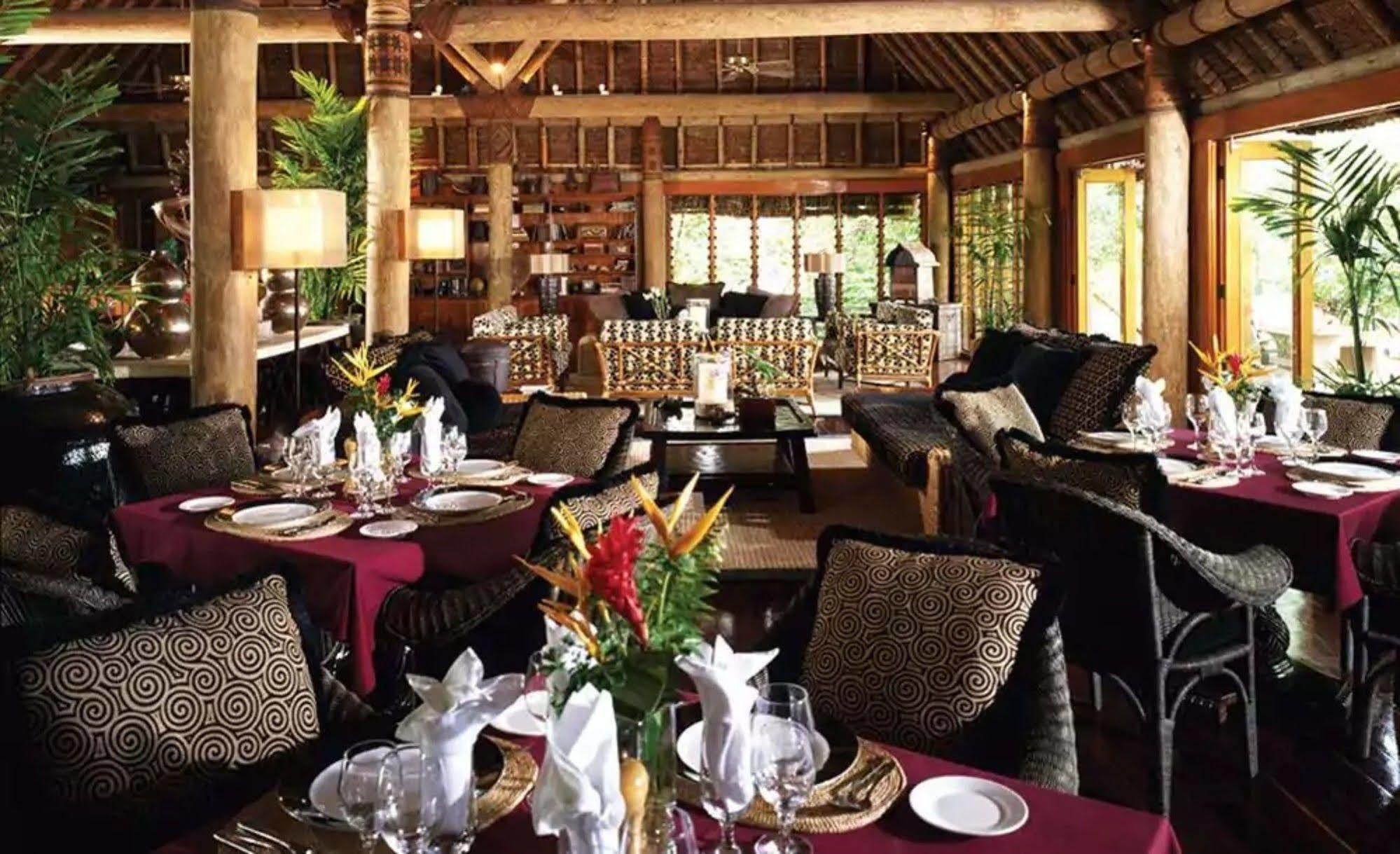סאבוסאבו Namale Resort And Spa מראה חיצוני תמונה
